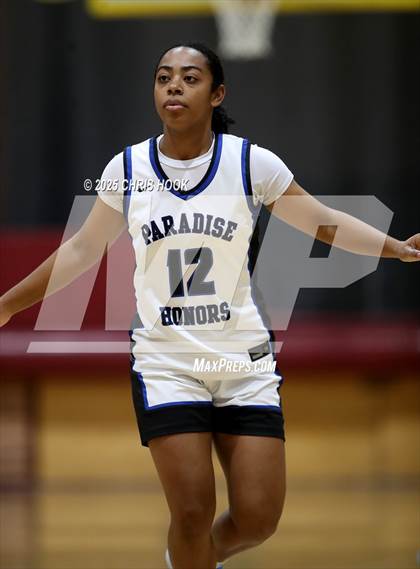 Thumbnail 2 in Catalina Foothills vs Paradise Honors (Salpointe Cactus Clash) photogallery.