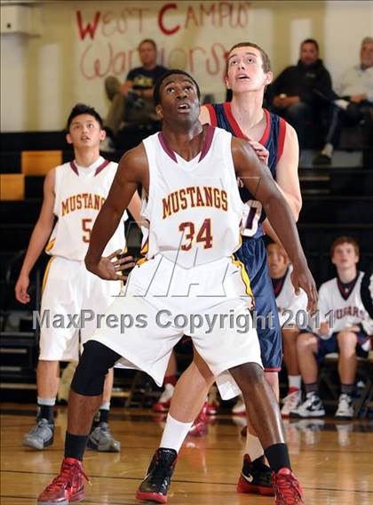 Thumbnail 3 in Rancho Cotate vs. Lincoln (Mel Good Holiday Classic) photogallery.