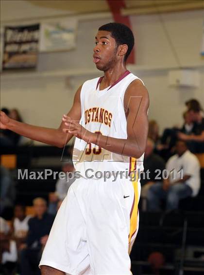 Thumbnail 1 in Rancho Cotate vs. Lincoln (Mel Good Holiday Classic) photogallery.