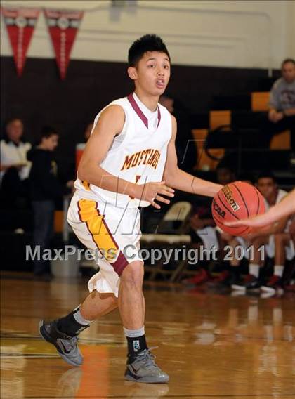 Thumbnail 3 in Rancho Cotate vs. Lincoln (Mel Good Holiday Classic) photogallery.
