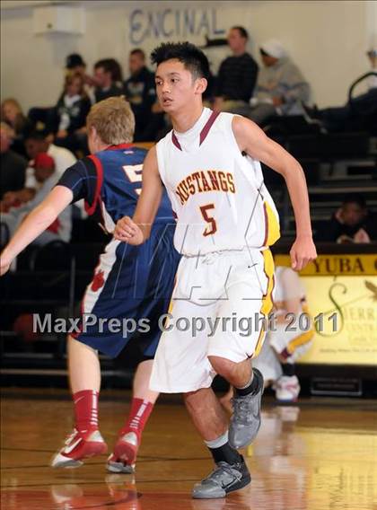Thumbnail 2 in Rancho Cotate vs. Lincoln (Mel Good Holiday Classic) photogallery.