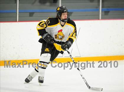 Thumbnail 2 in Cheshire vs. Amity (SCC Division 2 Final) photogallery.