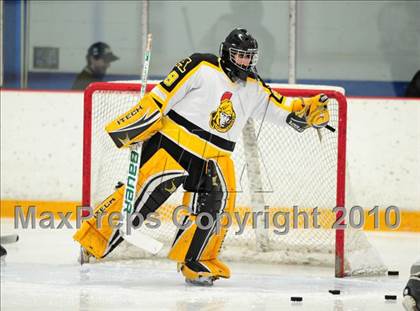Thumbnail 3 in Cheshire vs. Amity (SCC Division 2 Final) photogallery.