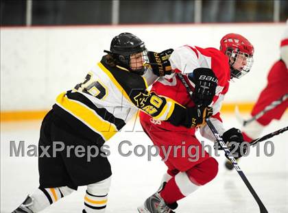 Thumbnail 1 in Cheshire vs. Amity (SCC Division 2 Final) photogallery.