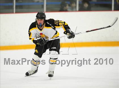 Thumbnail 1 in Cheshire vs. Amity (SCC Division 2 Final) photogallery.