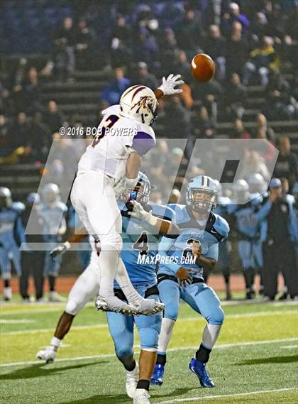 Thumbnail 3 in Lake Braddock @ Centreville photogallery.
