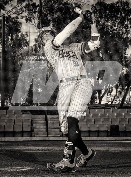 Thumbnail 1 in Huntington Beach High School 2023 Seniors photogallery.