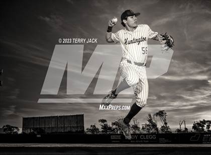 Thumbnail 3 in Huntington Beach High School 2023 Seniors photogallery.