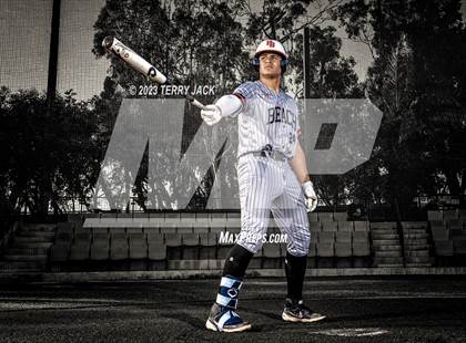 Thumbnail 3 in Huntington Beach High School 2023 Seniors photogallery.