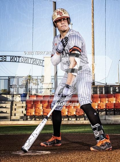 Thumbnail 1 in Huntington Beach High School 2023 Seniors photogallery.