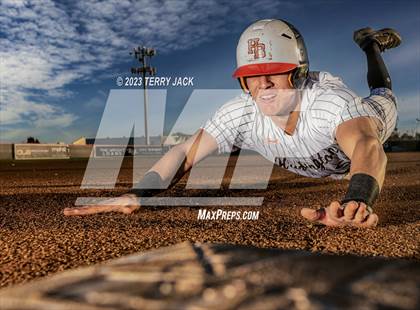 Thumbnail 1 in Huntington Beach High School 2023 Seniors photogallery.