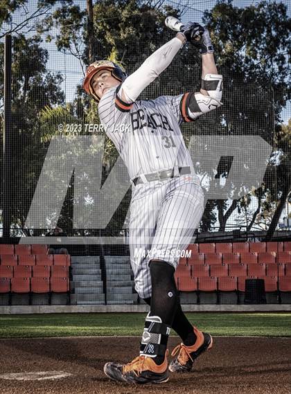 Thumbnail 3 in Huntington Beach High School 2023 Seniors photogallery.