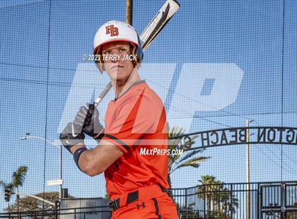 Thumbnail 2 in Huntington Beach High School 2023 Seniors photogallery.