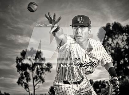 Thumbnail 3 in Huntington Beach High School 2023 Seniors photogallery.
