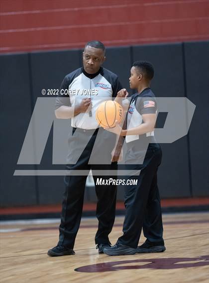 Thumbnail 3 in Ware County vs Warner Robins photogallery.