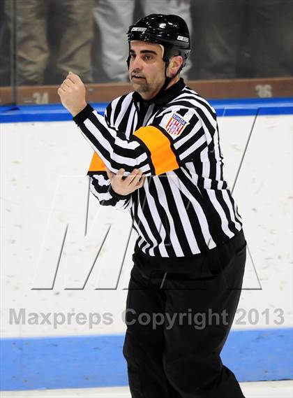 Thumbnail 3 in Notre Dame vs. Fairfield Prep (CIAC Division I Final) photogallery.