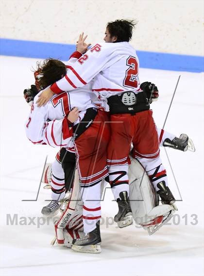 Thumbnail 1 in Notre Dame vs. Fairfield Prep (CIAC Division I Final) photogallery.