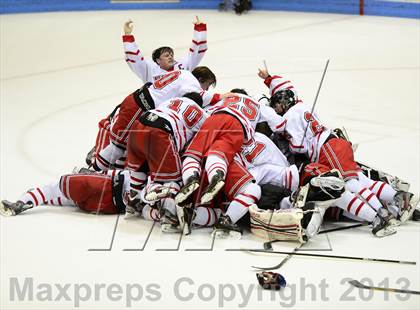 Thumbnail 3 in Notre Dame vs. Fairfield Prep (CIAC Division I Final) photogallery.