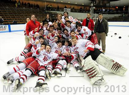 Thumbnail 2 in Notre Dame vs. Fairfield Prep (CIAC Division I Final) photogallery.