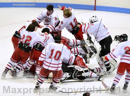 Thumbnail 2 in Notre Dame vs. Fairfield Prep (CIAC Division I Final) photogallery.