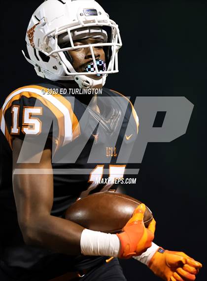 Thumbnail 1 in Lassiter @ Kell photogallery.