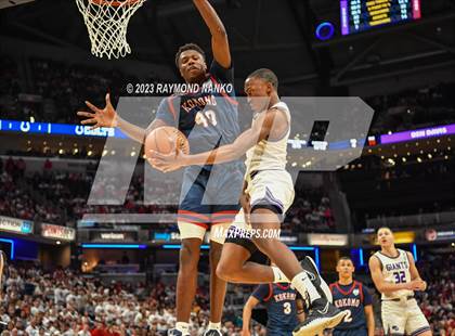 Thumbnail 1 in Ben Davis v Kokomo (IHSAA 4A Final) photogallery.