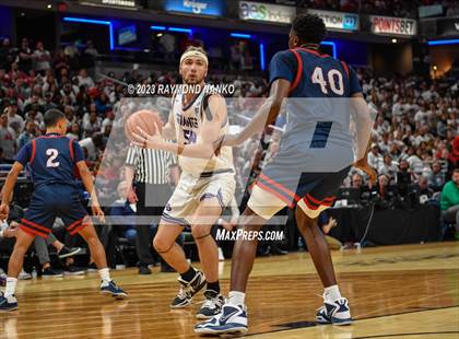 Thumbnail 2 in Ben Davis v Kokomo (IHSAA 4A Final) photogallery.