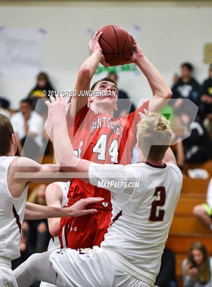 Thumbnail 2 in Montgomery vs. Cardinal Newman photogallery.