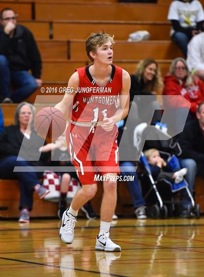 Thumbnail 2 in Montgomery vs. Cardinal Newman photogallery.