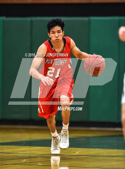 Thumbnail 2 in Montgomery vs. Cardinal Newman photogallery.
