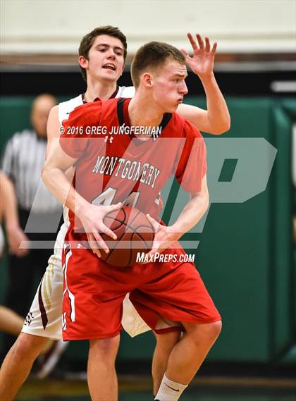 Thumbnail 1 in Montgomery vs. Cardinal Newman photogallery.