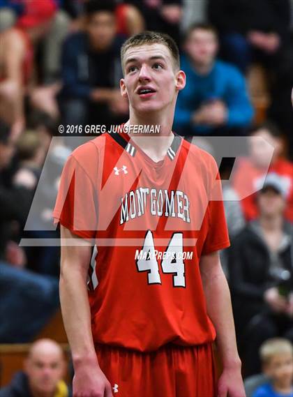 Thumbnail 1 in Montgomery vs. Cardinal Newman photogallery.