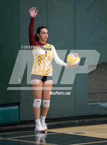 Thumbnail 3 in Kerman vs Tulare Union (Patriot Varsity Tournament) photogallery.