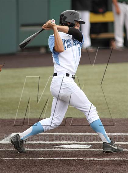 Thumbnail 2 in Carroll vs. Eisenhower (KSHSAA 5A Playoff) photogallery.