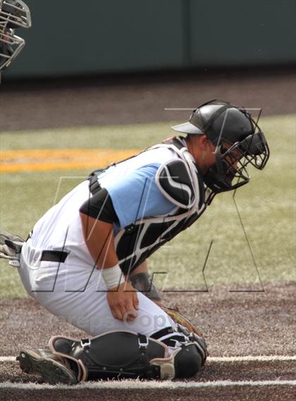 Thumbnail 1 in Carroll vs. Eisenhower (KSHSAA 5A Playoff) photogallery.