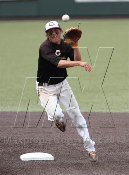 Thumbnail 3 in Carroll vs. Eisenhower (KSHSAA 5A Playoff) photogallery.
