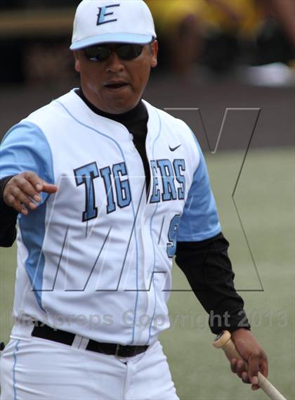 Thumbnail 2 in Carroll vs. Eisenhower (KSHSAA 5A Playoff) photogallery.