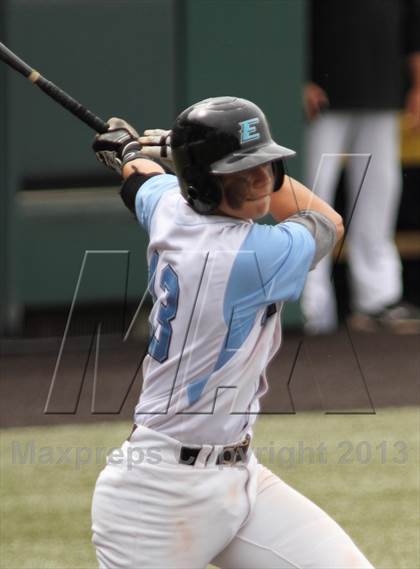 Thumbnail 2 in Carroll vs. Eisenhower (KSHSAA 5A Playoff) photogallery.