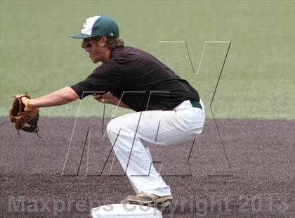 Thumbnail 1 in Carroll vs. Eisenhower (KSHSAA 5A Playoff) photogallery.