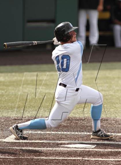 Thumbnail 3 in Carroll vs. Eisenhower (KSHSAA 5A Playoff) photogallery.