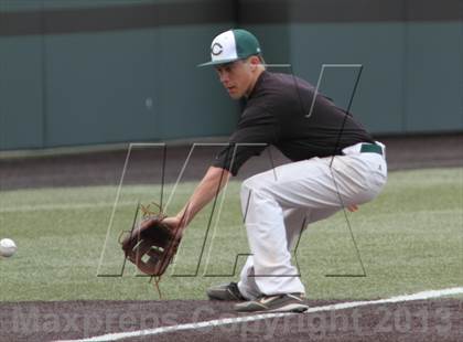 Thumbnail 2 in Carroll vs. Eisenhower (KSHSAA 5A Playoff) photogallery.