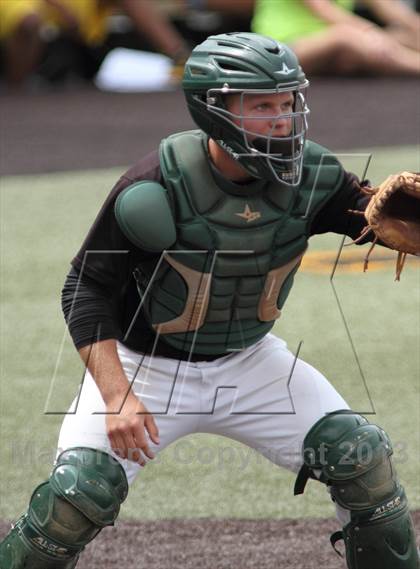 Thumbnail 1 in Carroll vs. Eisenhower (KSHSAA 5A Playoff) photogallery.