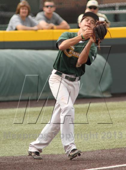Thumbnail 3 in Carroll vs. Eisenhower (KSHSAA 5A Playoff) photogallery.
