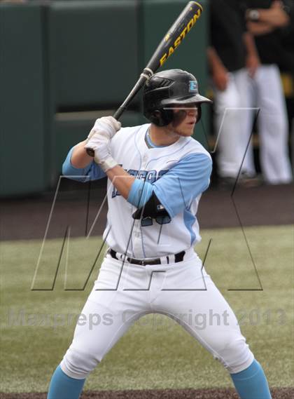 Thumbnail 1 in Carroll vs. Eisenhower (KSHSAA 5A Playoff) photogallery.