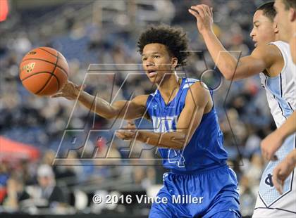 Thumbnail 2 in Curtis vs Central Valley (WIAA 4A Quarterfinal) photogallery.
