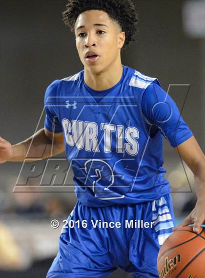 Thumbnail 3 in Curtis vs Central Valley (WIAA 4A Quarterfinal) photogallery.