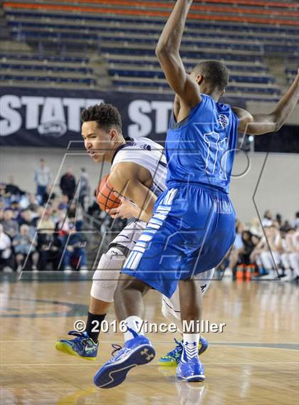 Thumbnail 3 in Curtis vs Central Valley (WIAA 4A Quarterfinal) photogallery.