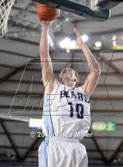Thumbnail 1 in Curtis vs Central Valley (WIAA 4A Quarterfinal) photogallery.