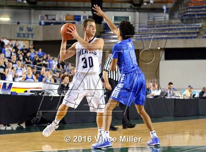 Thumbnail 3 in Curtis vs Central Valley (WIAA 4A Quarterfinal) photogallery.