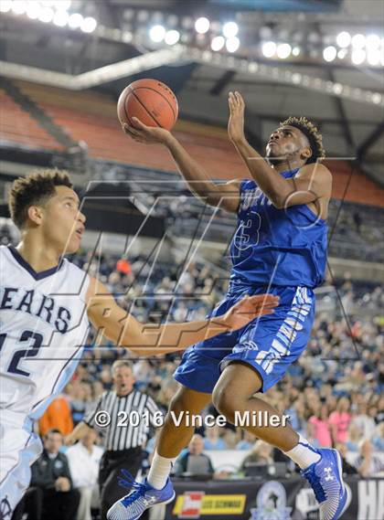 Thumbnail 2 in Curtis vs Central Valley (WIAA 4A Quarterfinal) photogallery.